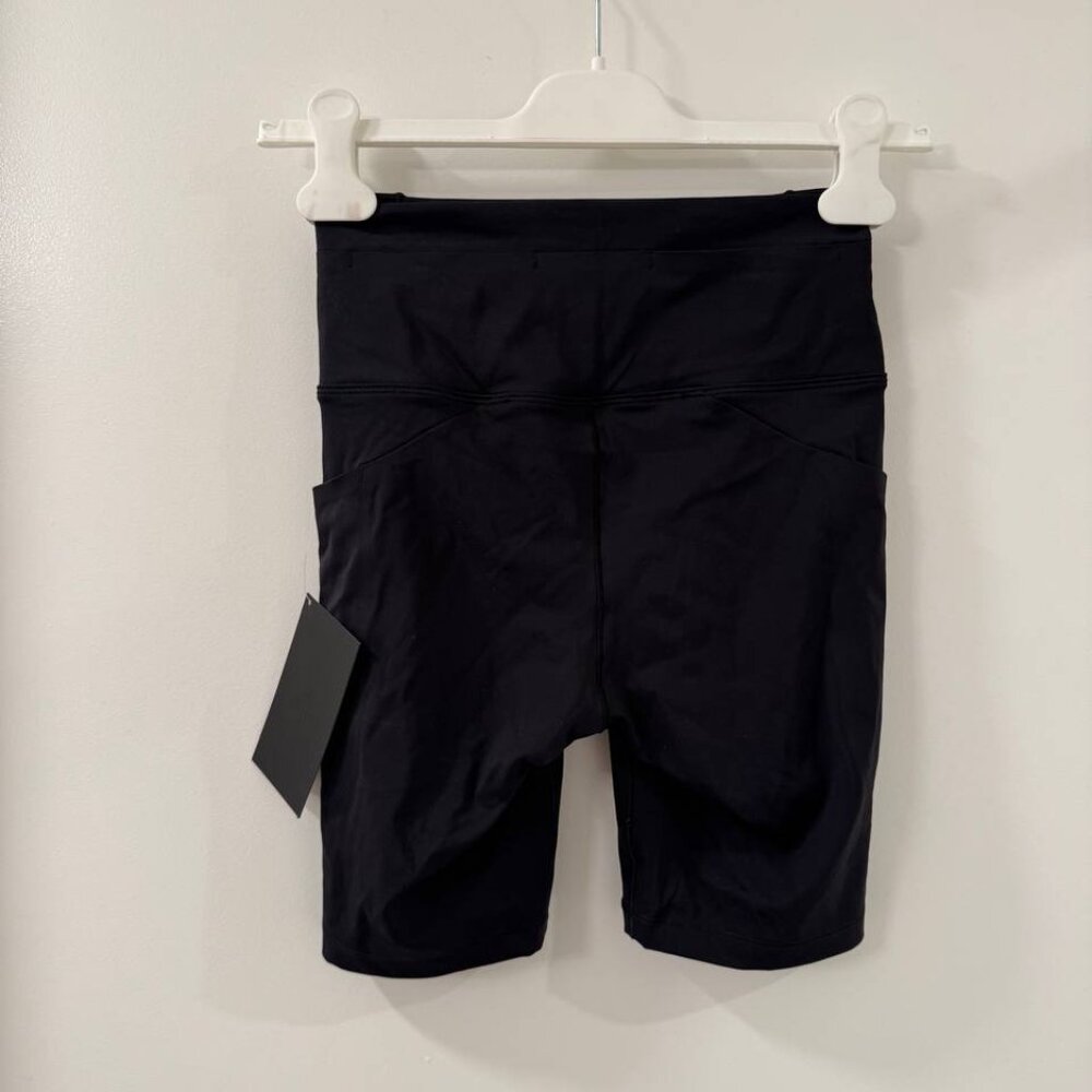 NWT Arc'teryx Womens Black The Essent High-Rise Utility Shorts Size S